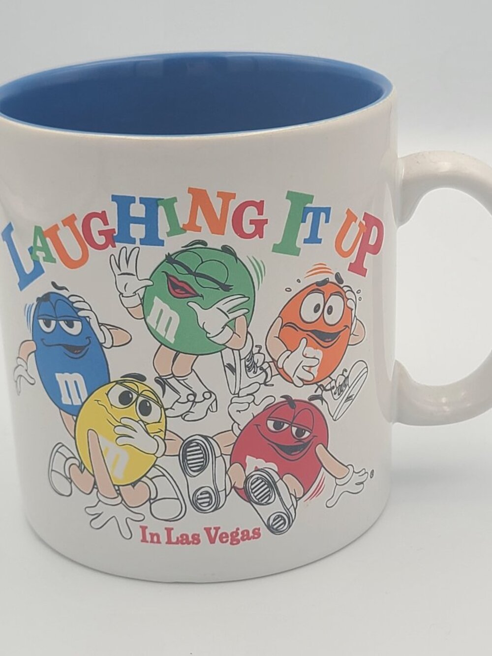 VTG M&Ms World 20 oz Laughing it Up In Las Vegas Coffee Mug Tea Cup Multicolor